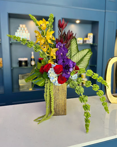 South Florals Miami Beach – Artisan Arrangements and Gifts – Miami Beach, New York